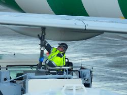 Airlines droht Engpass: EU will Kerosinknappheit mit US-Kraftstoff umgehen