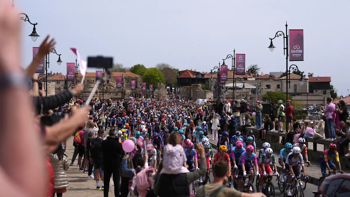 May-8-2026-Nessebar-Bulgaria-The-pack-rides-cycles-during-Stage-1-of-the-Giro-dA-a-a-Italia-from-Nessebar-to-Burgas-Bulgaria-Friday-May-8-2026