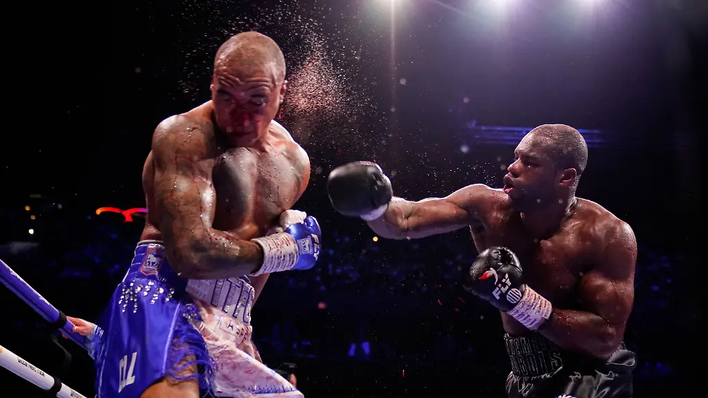 Britain-s-Daniel-Dubois-right-lands-a-blow-on-Britain-s-Fabio-Wardley-during-their-WBO-World-Heavyweight-boxing-title-bout-in-Manchester-Saturday-May-9-2026