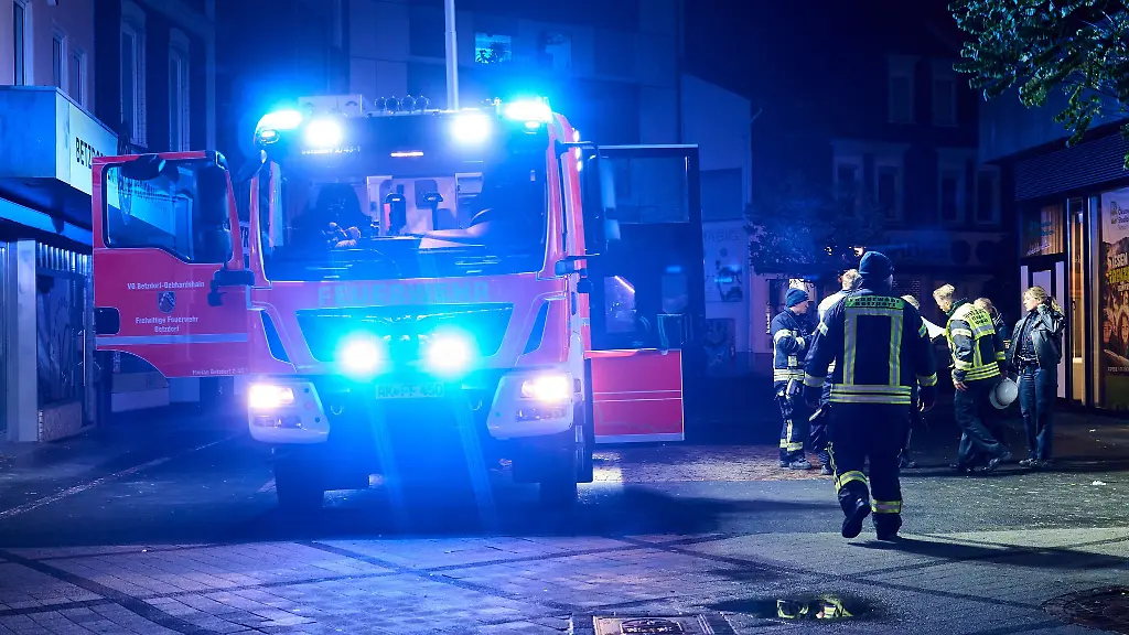 Der-Brand-in-der-ungenutzten-Gaststaette-konnte-schnell-wieder-geloescht-werden