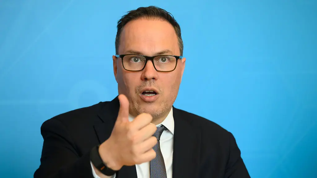 Wir-werden-in-Sachsen-gerade-in-einem-Energie-Kulturkampf-zerrieben-sagt-Wirtschaftsminister-Dirk-Panter-SPD