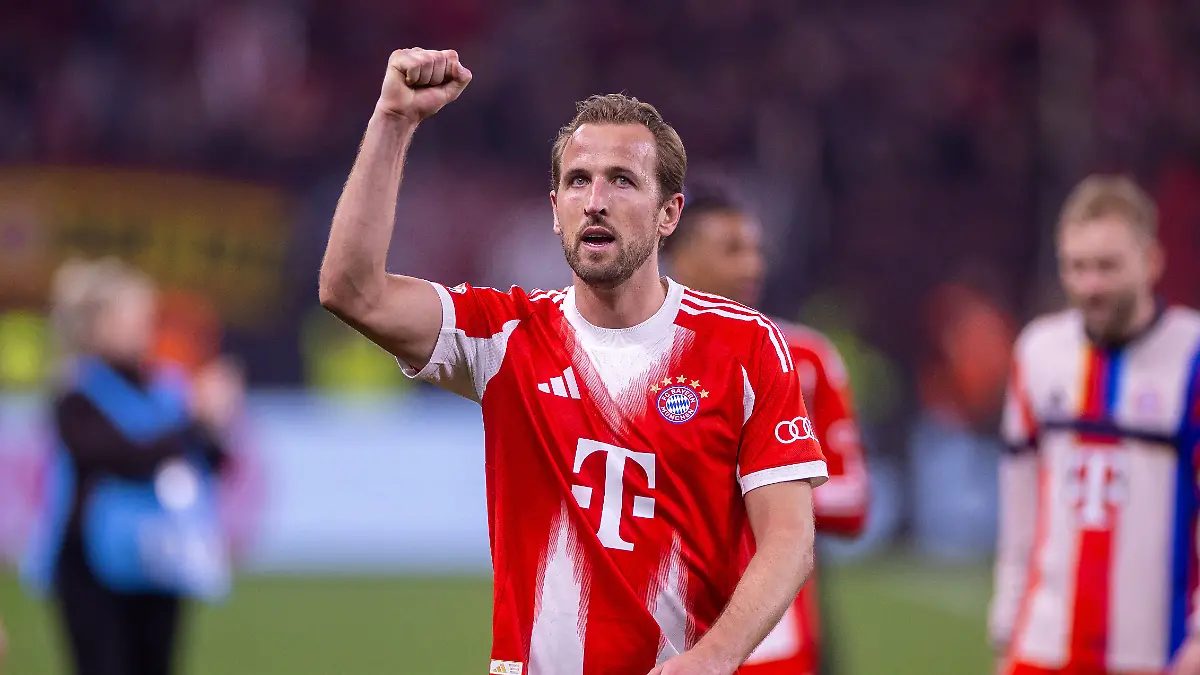 22-04-2026-Fussball-Halbfinale-im-DFB-Pokal-Bayer-04-Leverkusen-FC-Bayern-Muenchen-Harry-Kane-FC-Bayern-Muenchen-bejubelt-den-Einzug-ins-Finale-des-DFB-Pokals