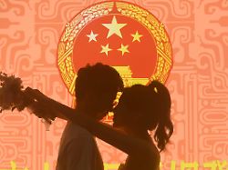 Demografische Krise: China registriert dramatischen Rückgang an Hochzeiten
