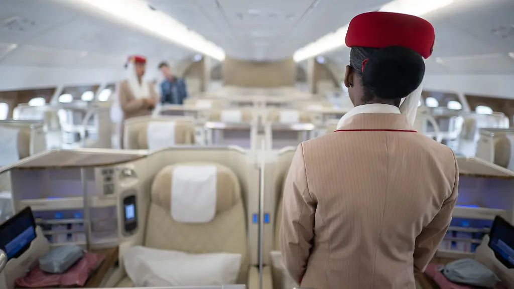 Beim-Einsteigen-achtet-die-Crew-darauf-ob-Passagiere-sich-auffaellig-verhalten