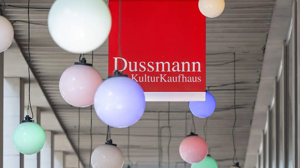 Das-Kulturkaufhaus-Dussmann-soll-kuenftig-nicht-nur-in-der-Friedrichstrasse-sondern-auch-im-KaDeWe-in-Charlottenburg-zu-finden-sein