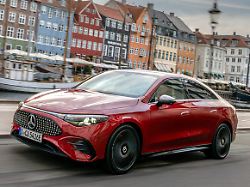 Plötzlich wieder mit Benzintank: Fünf Auto-Modelle mit "Rückwärtsgang" beim E-Antrieb
