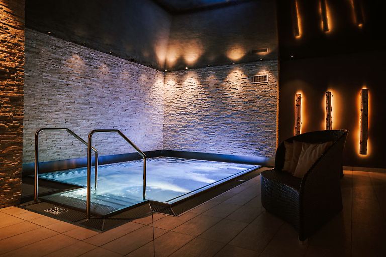 Poolanlage_EuropeHotel&Spa_Zermatt