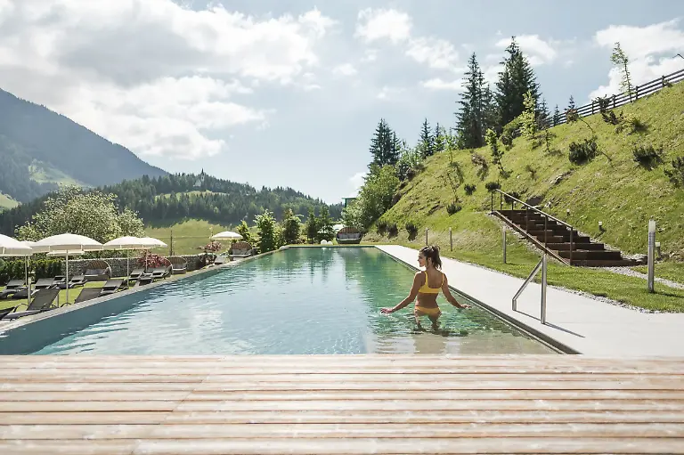 Poolanlage_Sonklarhof_Ratschings