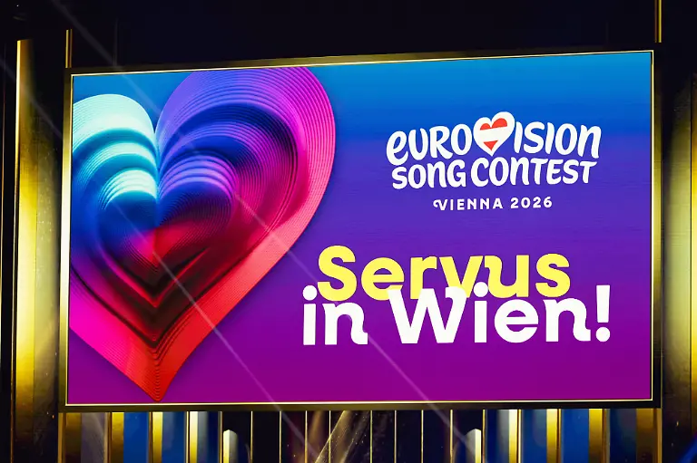 Eurovision-Song-Contest-2025-Dress-Rehearsal-2-of-First-Semi-Final-11-05-2026-VIENNA-AUSTRIA-11-MAY-2026-Image-shows-sign-on-stage-with-Servus-in-Wien-during-Eurovision-Song-Contest-2025-Dress-Rehearsal-2-of-First-Semi-Final-at-Wiener-Stadthalle-on-11-05-2026-in-Vienna-Austria