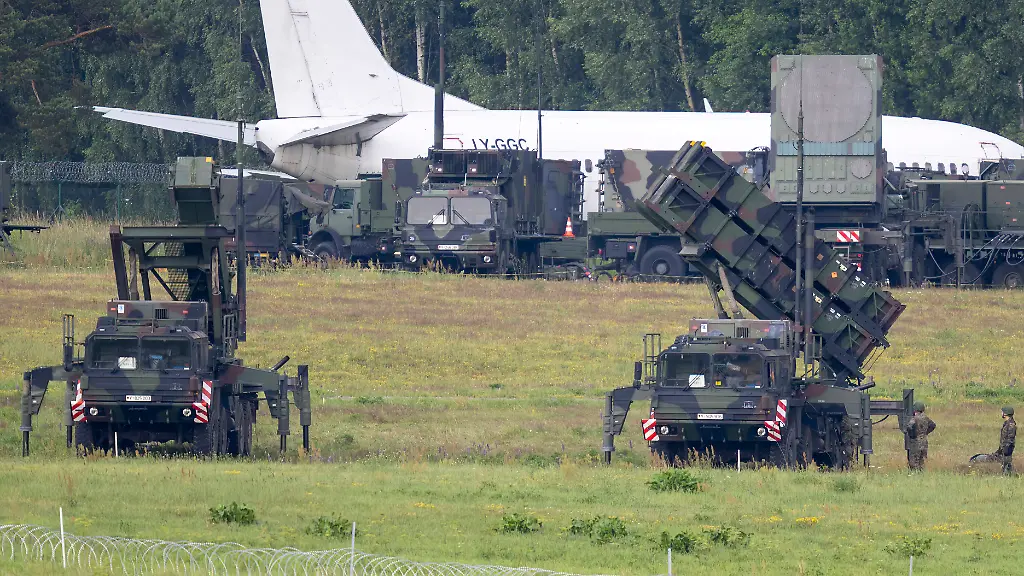 2023-07-06-Vilnius-Lithuania-US-manufactured-Patriot-air-defence-system-deployed-by-Germany-armed-forces-close-to-runway-in-Vilnius-airport-during-NATO-Summit