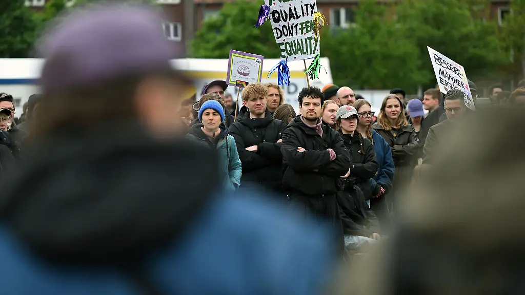 Das-Ziel-der-Aktion-sei-es-den-Maennertag-inhaltlich-neu-zu-besetzen