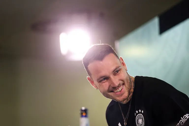 Fussball-Nationalmannschaft-vor-den-WM-Qualifikationsspielen-in-Luxemburg-und-gegen-die-Slowakei-Pressekonferenz-Deutschland-David-Raum-Deutschland-kommt-zu-einer-Pressekonferenz