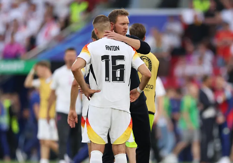 05-07-2024-Fussball-Europameisterschaft-UEFA-EURO-2024-Spanien-Deutschland-Viertelfinale-Stuttgart-Arena-v-l