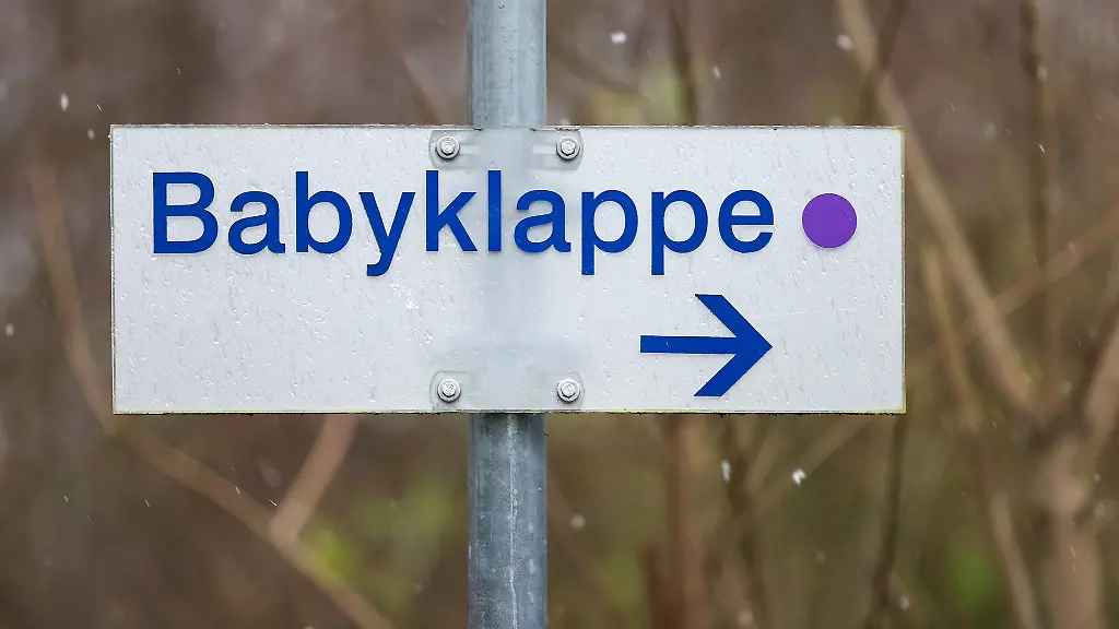 Nach-mehr-als-zwei-Jahrzehnten-wurde-die-Babyklappe-in-Bitterfeld-Wolfen-wieder-genutzt