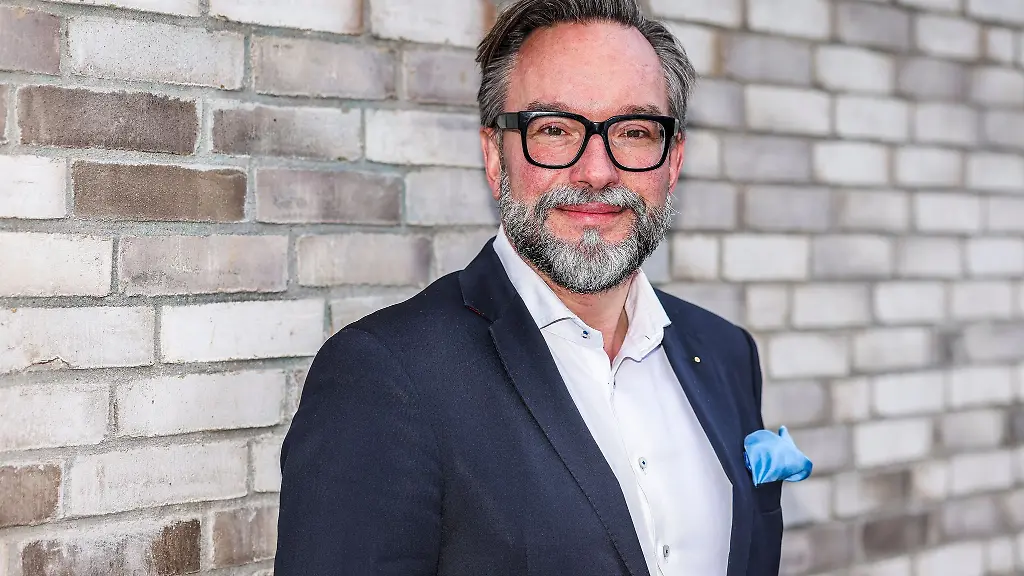 Laesst-kein-gutes-Haar-am-neuen-Gebaeudeenergiegesetz-Der-Verbandsvorsitzende-von-Haus-Grund-Alexander-Blazek