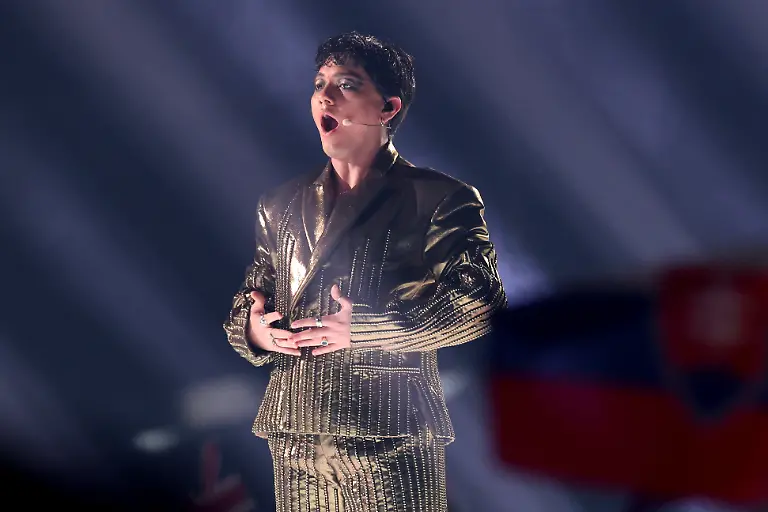 JJ-Johannes-Pietsch-der-den-ESC-2025-gewann-tritt-im-Finale-des-70-Eurovision-Song-Contest-ESC-in-der-Wiener-Stadthalle-auf