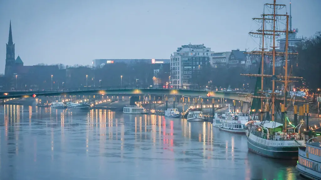 Anfang-der-Woche-bringt-das-Wetter-in-Bremen-und-Niedersachsen-eine-Mischung-aus-Nebel-Sonne-und-Regen