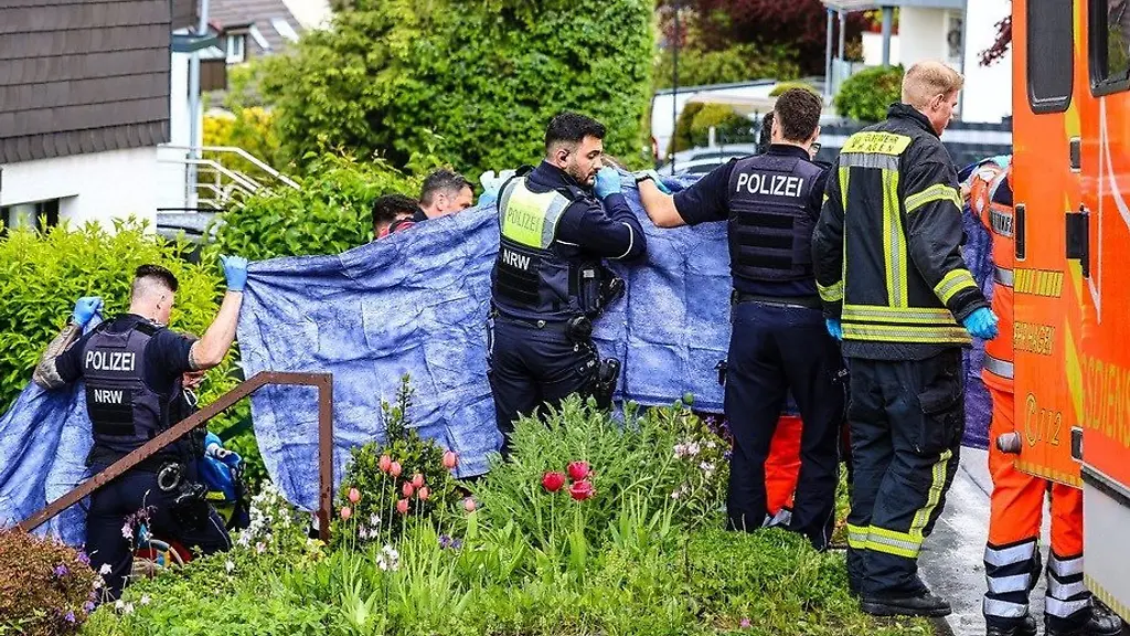 Eine-Mordkommission-hat-Ermittlungen-zu-der-Tat-in-Hagen-aufgenommen-Bild-vom-14-5