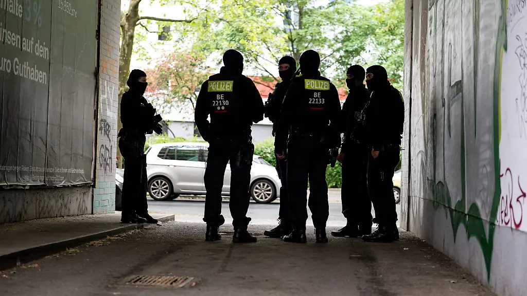 Erneut-wird-in-Berlin-auf-Geschaefte-geschossen
