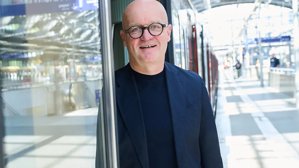 Nach-rund-50-Tagen-auf-neuem-Posten-hat-Berlins-S-Bahnchef-Heiko-Buettner-ein-Sofortprogramm-fuer-mehr-Sicherheit-und-Sauberkeit-angekuendigt