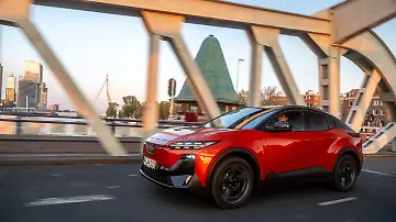 1_Subaru_Uncharted_MY26_058