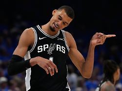 Wembanyama schockt OKC: Das „Basketball“-Alien überfordert den NBA-Champion