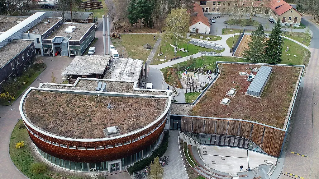 Die-Hochschule-fuer-nachhaltige-Entwicklung-in-Eberswalde-setzt-bei-ihrer-Werbung-auf-Provokation-und-Selbstironie