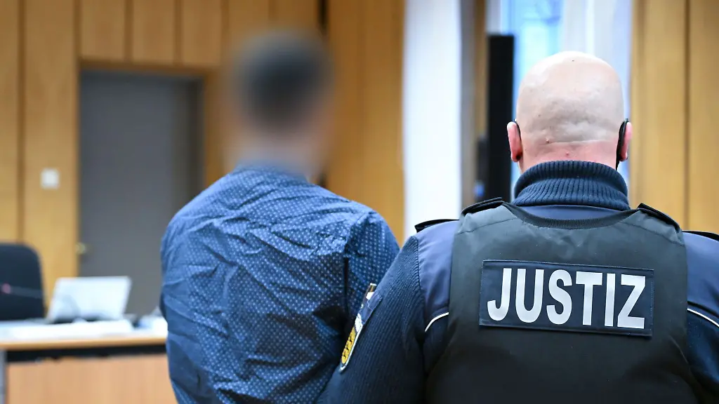 Die-Staatsanwaltschaft-hatte-Freiheitsstrafen-zwischen-drei-und-fuenfeinhalb-Jahren-gefordert