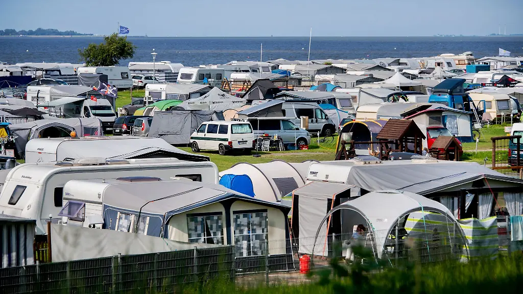 Die-Lust-aufs-Campen-ist-Pfingsten-gross