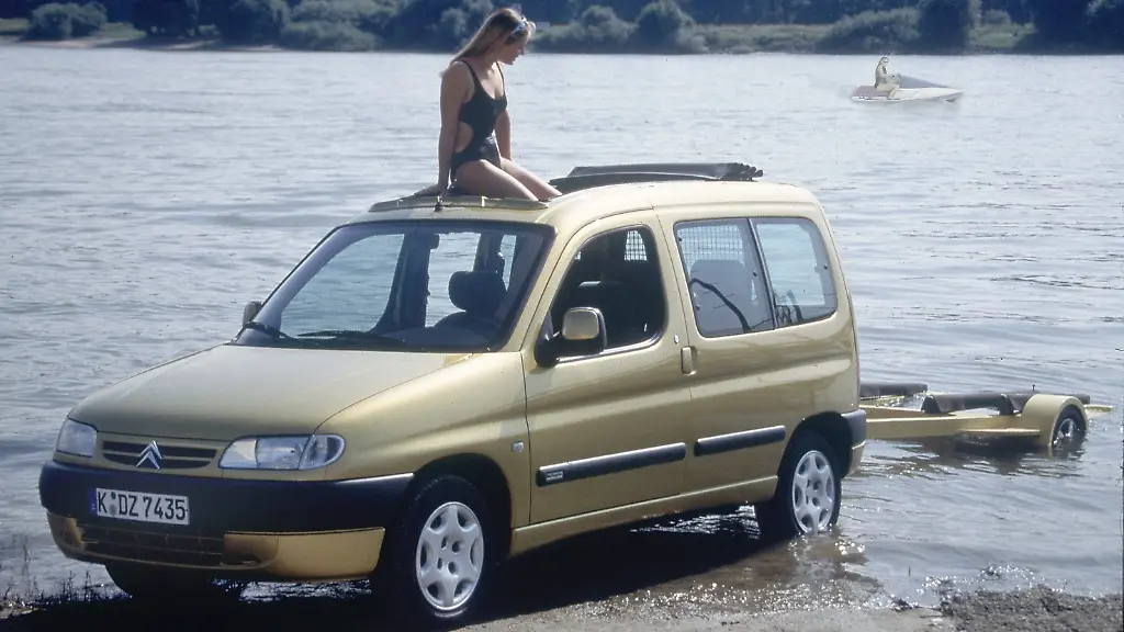 Familien-und-Freizeit-Freund-fuer-wenig-Geld-Mit-dem-Berlingo-erfand-Citroen-1996-den-Hochdachkombi-neu