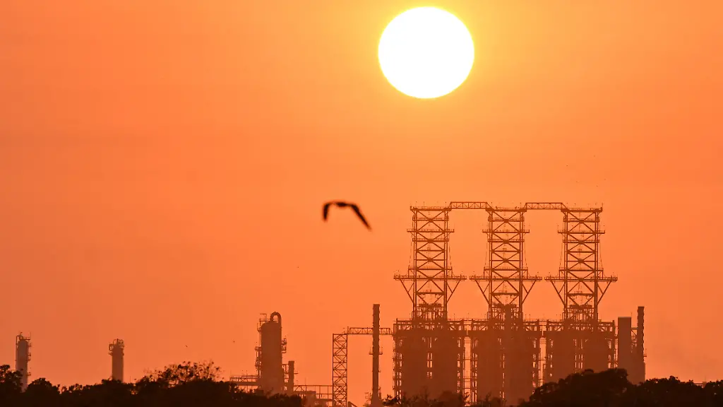 FILE-PHOTO-The-Olmeca-refinery-of-state-oil-company-Pemex-at-sunset-in-Dos-Bocas-Paraiso-Tabasco-state-Mexico-March-23-2026