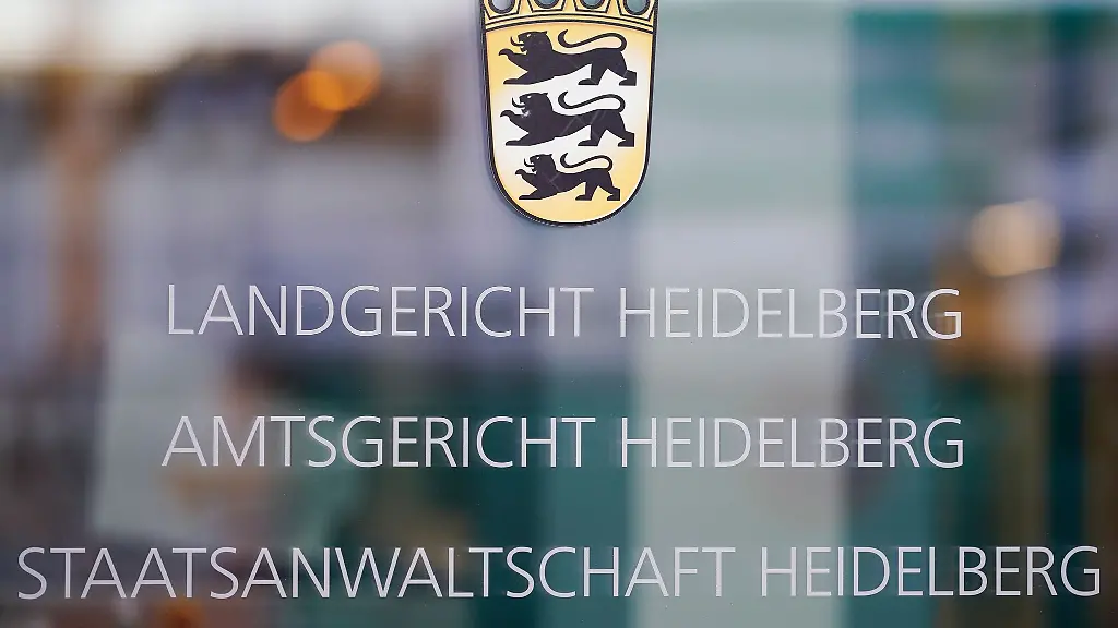 Vier-Jugendliche-haben-im-Rhein-Neckar-Kreis-einen-27-Jaehrigen-zum-Konsum-einer-toedlichen-Alkoholmenge-veranlasst