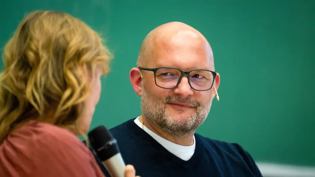 Jo-Failer-hat-mit-51-eine-Alzheimer-Diagnose-bekommen-und-hat-dazu-ein-Buch-geschrieben