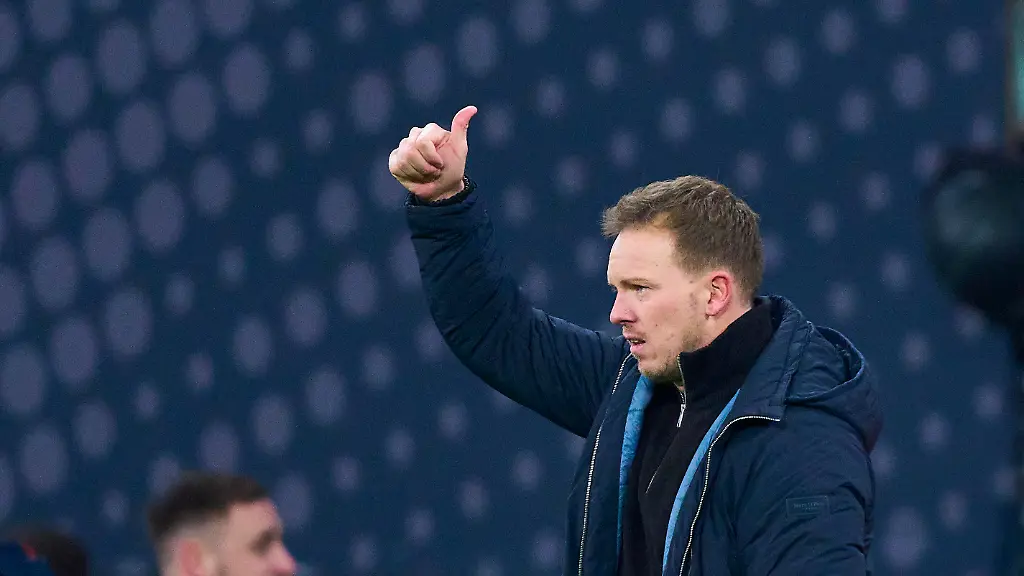 DFB-headcoach-Julian-Nagelsmann-Bundestrainer-Nationaltrainer-celebrates-4-0-goal-of-Leroy-Sane-of-Germany-happy-laugh-celebration-in-the-FIFA-World-Cup-2026-qualifier-match-GERMANY-SLOVAKIA-6-0-in-Season-2025-2026-at-November-17-2025-in-Leipzig-Germany