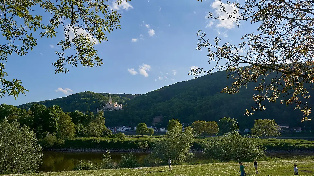 Sommerliches-Wetter-bestimmt-das-anstehende-Pfingstwochenende