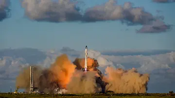 2026-05-21T102009Z_1023759842_RC2CBHAW6BVC_RTRMADP_3_SPACEX-IPO-VALUATION