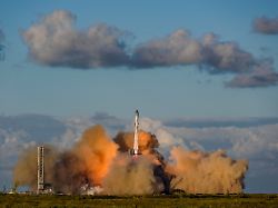 Warnung an Investoren : SpaceX geht an die Börse und sieht in Elon Musk ein Risiko