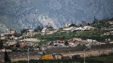 2026-04-30T070257Z_1355947319_RC29YKAMALZU_RTRMADP_3_IRAN-CRISIS-LEBANON-VILLAGE