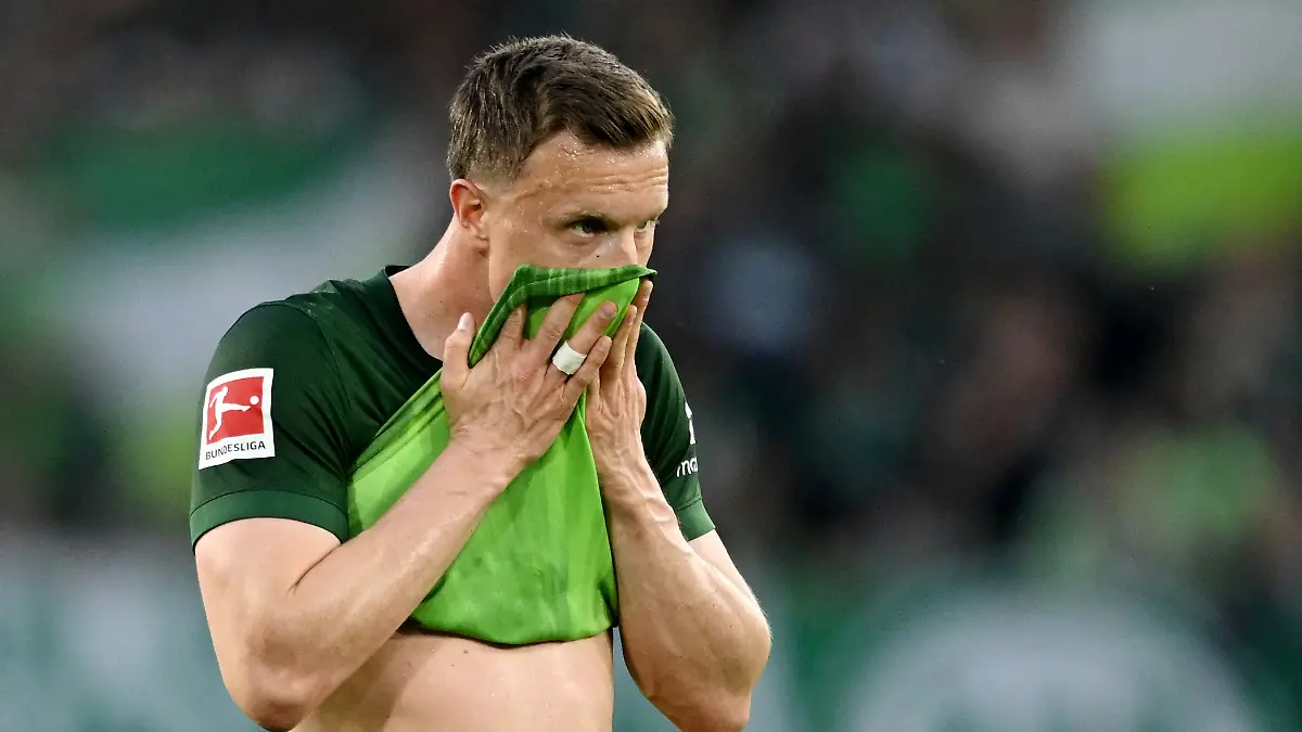 Soccer-Football-Bundesliga-Relegation-Playoff-First-Leg-VfL-Wolfsburg-v-SC-Paderborn-Volkswagen-Arena-Wolfsburg-Germany-May-21-2026-VfL-Wolfsburg-s-Yannick-Gerhardt-reacts-REUTERS-Teresa-Kroeger-DFL-REGULATIONS-PROHIBIT-ANY-USE-OF-PHOTOGRAPHS-AS-IMAGE-SEQUENCES-AND-OR-QUASI-VIDEO