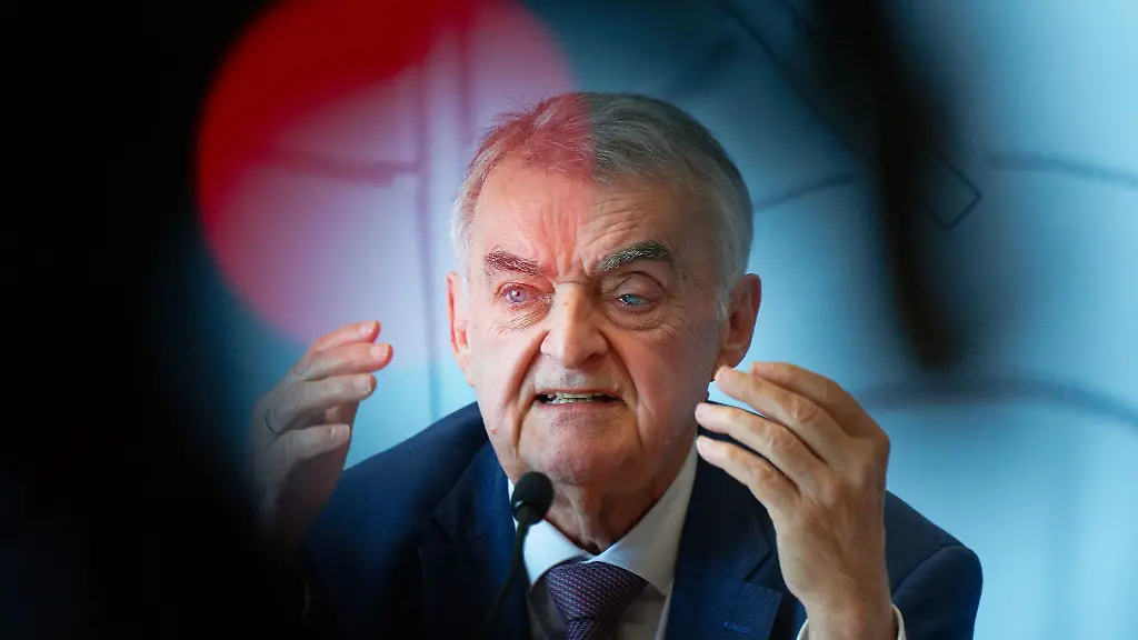 Beim-letzten-Mal-war-Palantir-alleine-unterwegs-Ich-vermute-dass-wir-dieses-Mal-mehr-Firmen-zur-Auswahl-haben-werden-sagte-NRW-Innenminister-Herbert-Reul-CDU