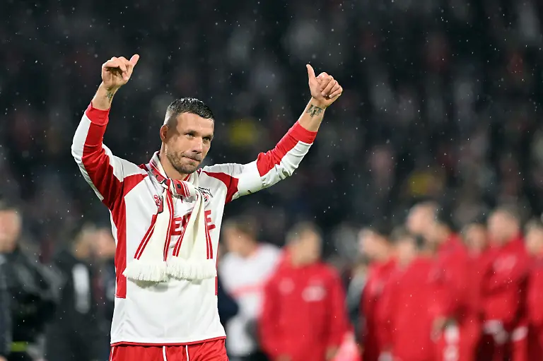 Kult-in-Koeln-Lukas-Podolski-hat-frueh-die-Herzen-der-FC-Fans-erobert