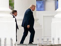 Trump berät sich: Berichte: USA bereiten mögliche neue Angriffe auf den Iran vor