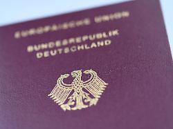 Neuer Einbürgerungsrekord: Der deutsche Pass ist begehrt wie nie zuvor