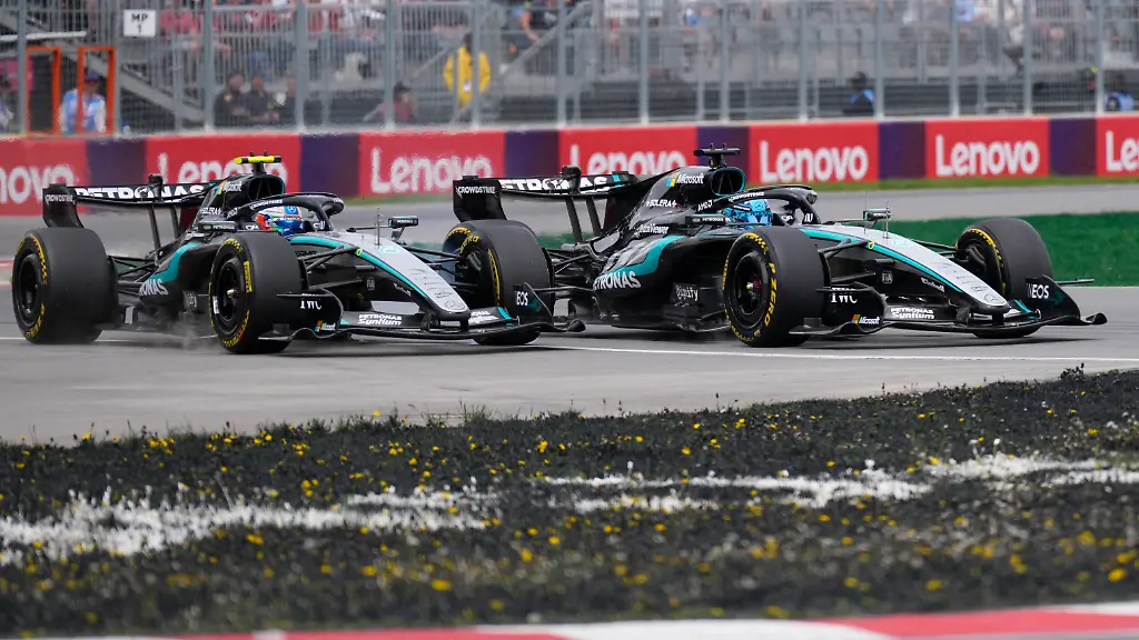 Formula-One-F1-Canadian-Grand-Prix-Circuit-Gilles-Villeneuve-Montreal-Quebec-Canada-May-23-2026-Mercedes-Andrea-Kimi-Antonelli-and-George-Russell-in-action-during-the-sprint-race-REUTERS-Mathieu-Belanger