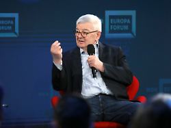 "Spinnen die Deutschen wieder?": Joschka Fischer warnt die CDU vor einer AfD-Koalition