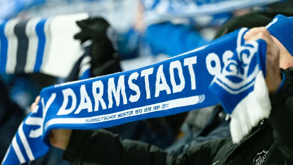 Darmstadt-98-will-in-der-2-Liga-oben-dran-bleiben