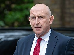 Nahe der russischen Grenze: Bericht: GPS bei Flug von britischem Verteidigungsminister gestört
