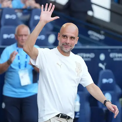 Nach-zehn-Jahren-verabschiedete-sich-Trainer-Pep-Guardiola-bei-Manchester-City