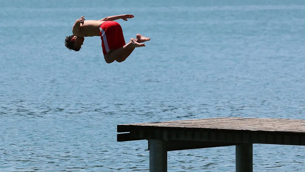 Bayern-erwartet-zum-Start-der-Pfingstferien-sommerliches-Wetter-Da-kann-sich-auch-der-Weg-zum-Badesee-lohnen