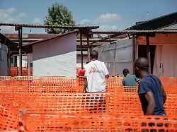 Zweithöchste Alarmstufe: WHO zählt mehr als 900 Ebola-Verdachtsfälle im Kongo